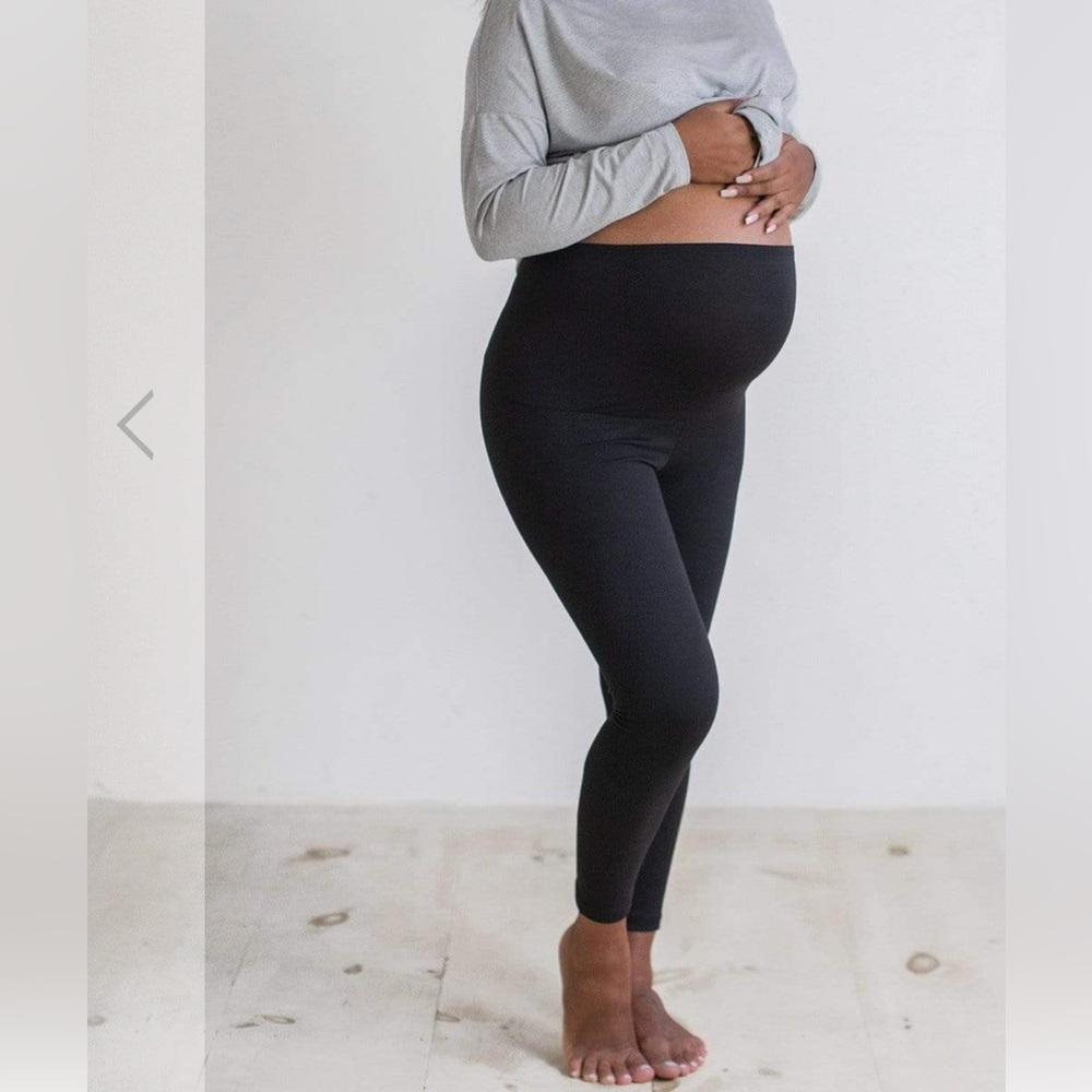Tupelo Honey Comfy Maternity Black Leggings Size Large
